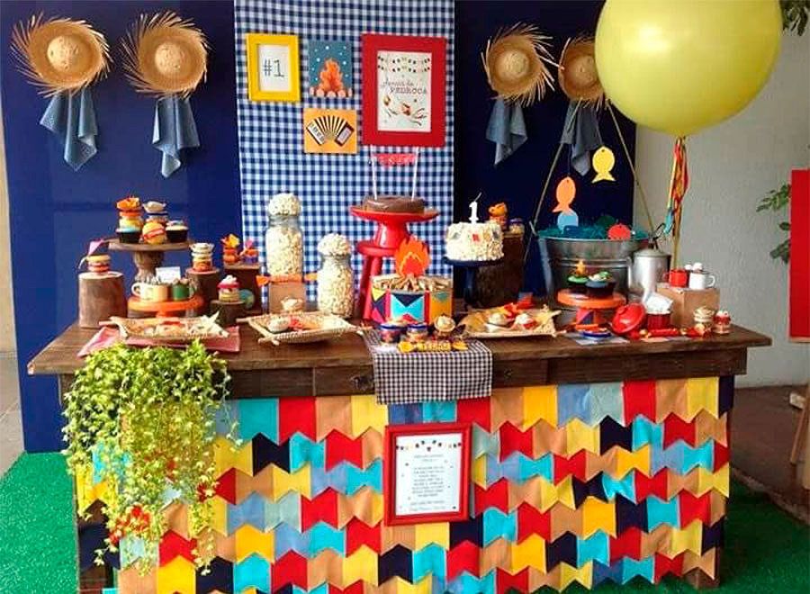 Decoração de Festa Junina - Casa de Valentina