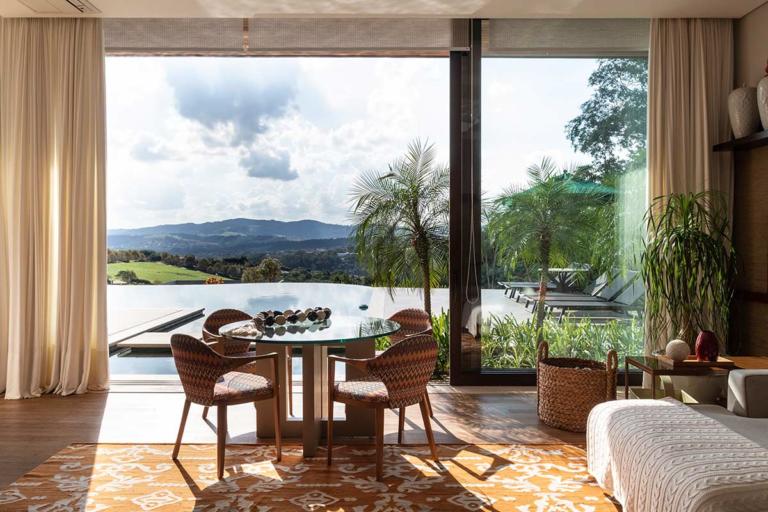 Arquitetura e Décor integrados à Paisagem – Casa de Valentina