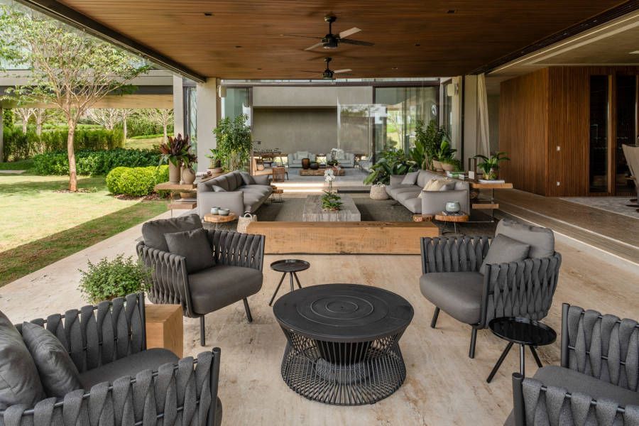 Casa com aberturas para ventilação cruzada - Casa de Valentina