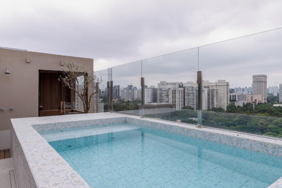 piscina em apartamento triplex