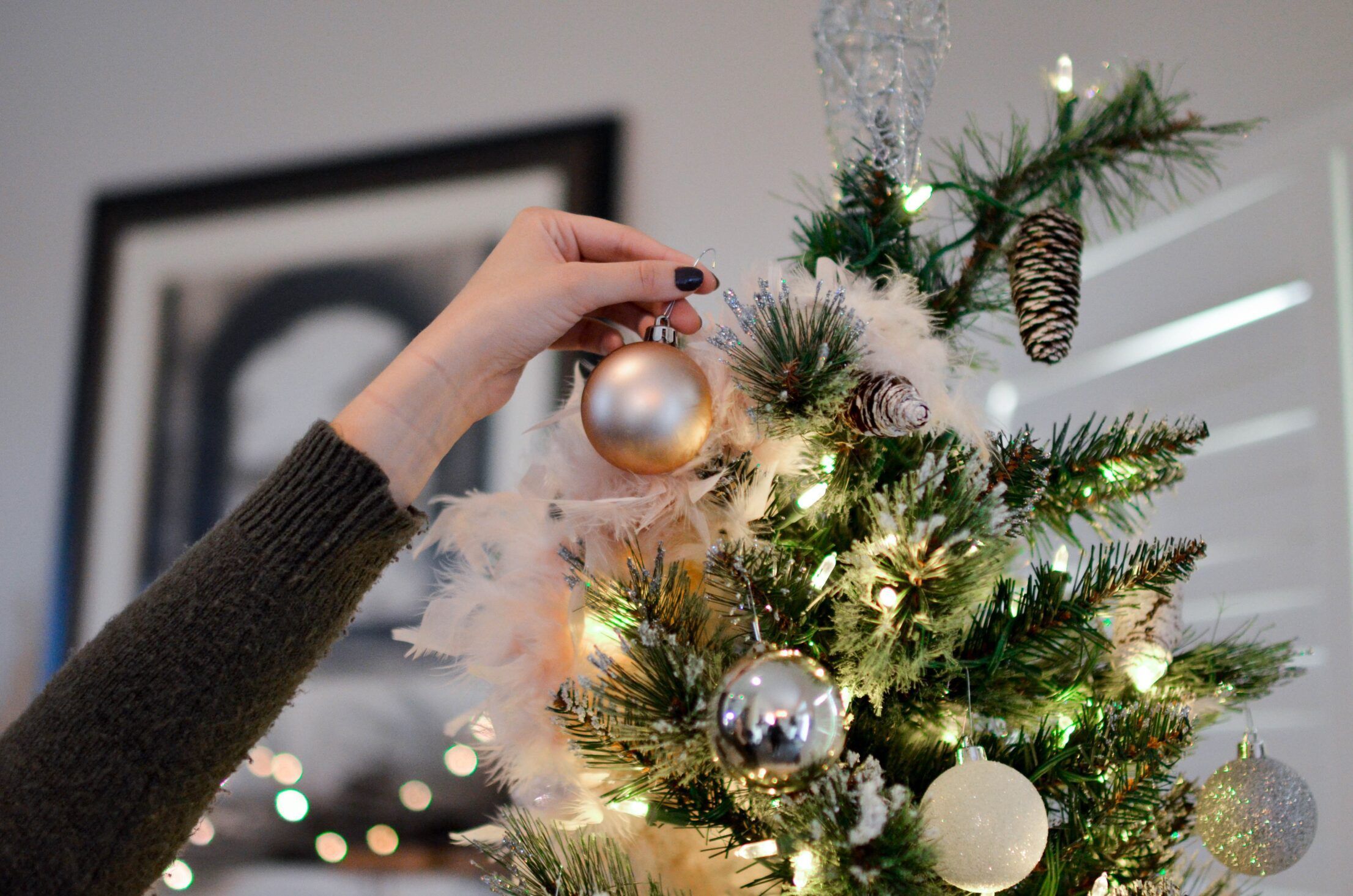 Casa Amarela - Que tal fazer bolas de natal com lã