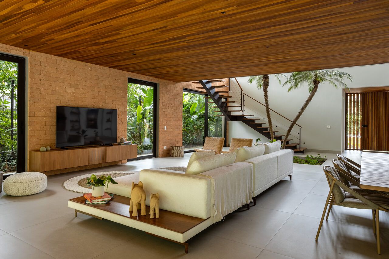 Casa de praia integrada com a natureza – Casa de Valentina